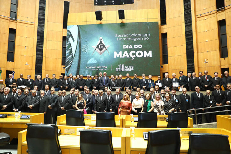 Maçons do GOB-ES são homenageados na Sessão Solene da Assembleia Legislativa