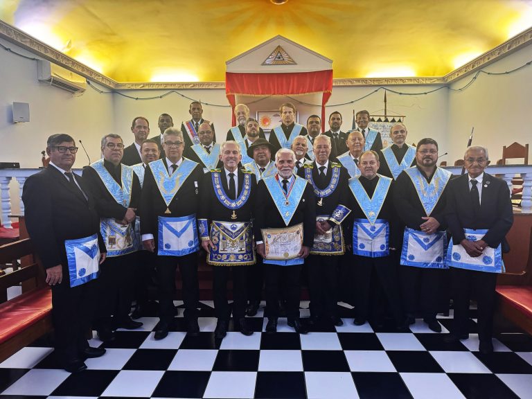 Grão-Mestre Estadual e Grão-Mestre Estadual Adjunto participam da Sessão de abertura do ano maçônico da ARLS Acácia Vilavelhense